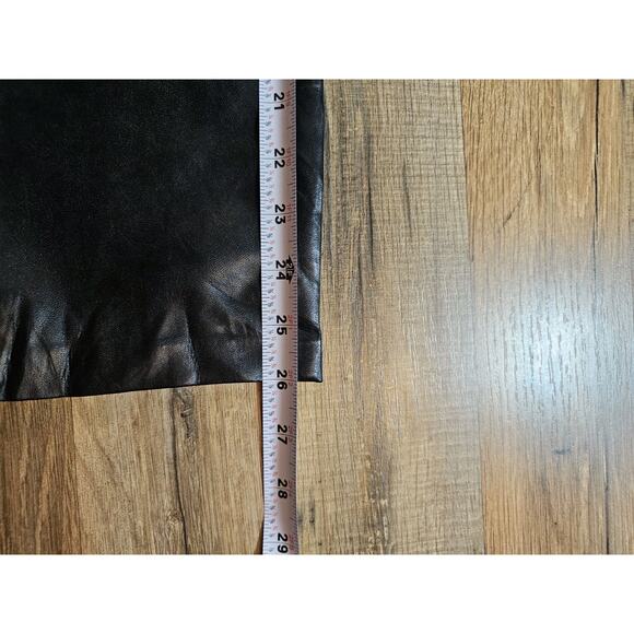 Aritzia Wilfred High-waisted Vegan Leather Pants Size 8 Cropped - Picture 9 of 9